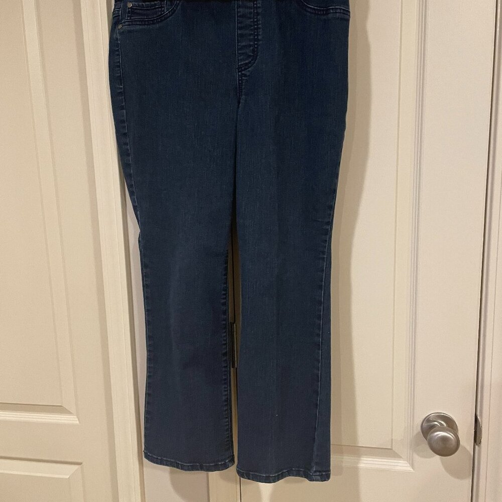 Kim. Rogers Jean 12P - Picture 7 of 11